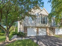 2713 S Embers Lane, Arlington Heights, IL 60005 primary photo