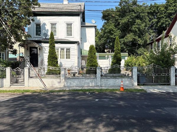 205 S 6th Avenue , Mount Vernon, NY 10550