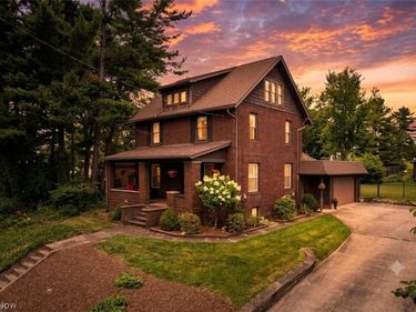 223 Glenwood Street SW, North Canton, OH 44720