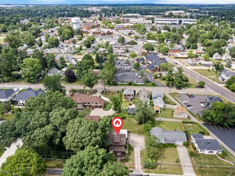 223 Glenwood Street SW, North Canton, OH 44720 Photo 3