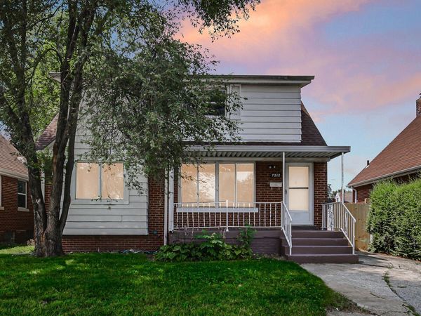 7212 Mclaughlin Avenue , Hammond, IN 46324