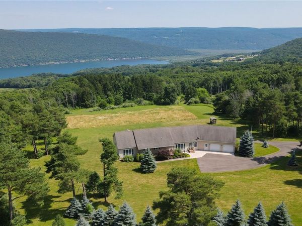 6600 Fribolin Road , Naples, NY 14512