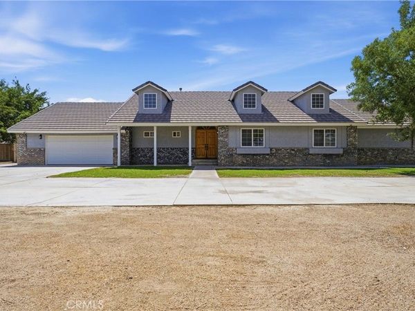 5653 Willow Avenue, Rosamond, CA 93560