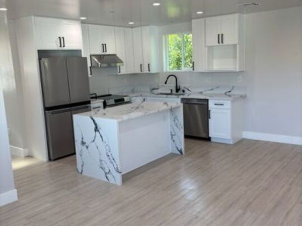 6503 Lindenhurst Avenue , Los Angeles, CA 90048