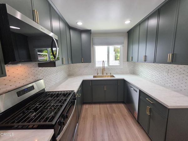 6829 Murietta Avenue, Van Nuys, CA 91405
