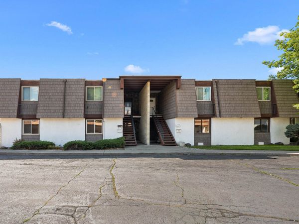 1716 N Pettet Dr, Spokane, WA 99205