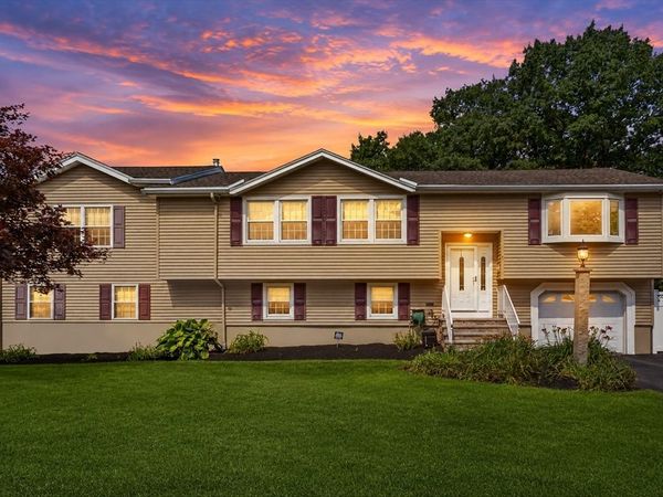 1 Gleason Rd, Burlington, MA 01803