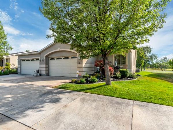 33 CLUBHOUSE DR, Stansbury Park, UT 84074