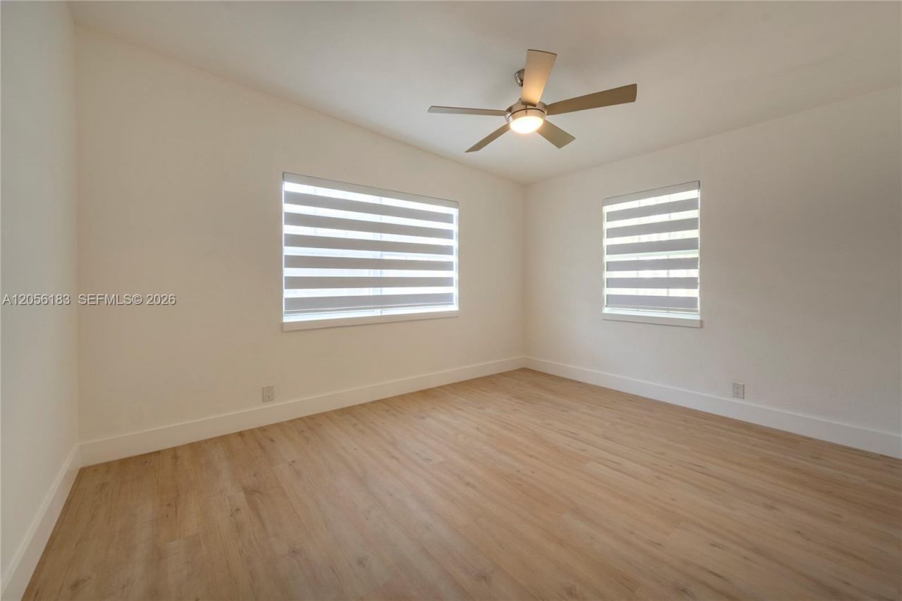 809 NE 17th Ave, Unit 4, Fort Lauderdale, FL 33304 Photo