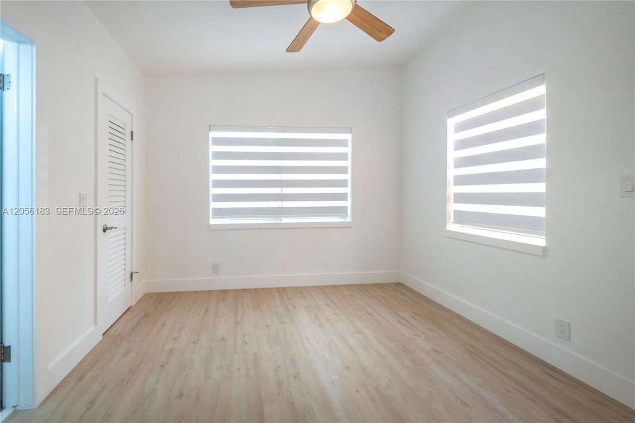 809 NE 17th Ave, Unit 4, Fort Lauderdale, FL 33304 Photo