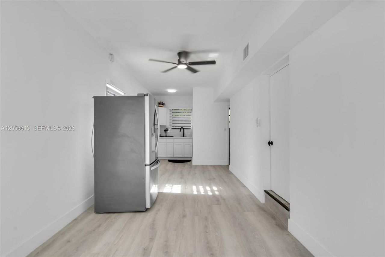 57 NW 68th St , Miami, FL 33150 Photo