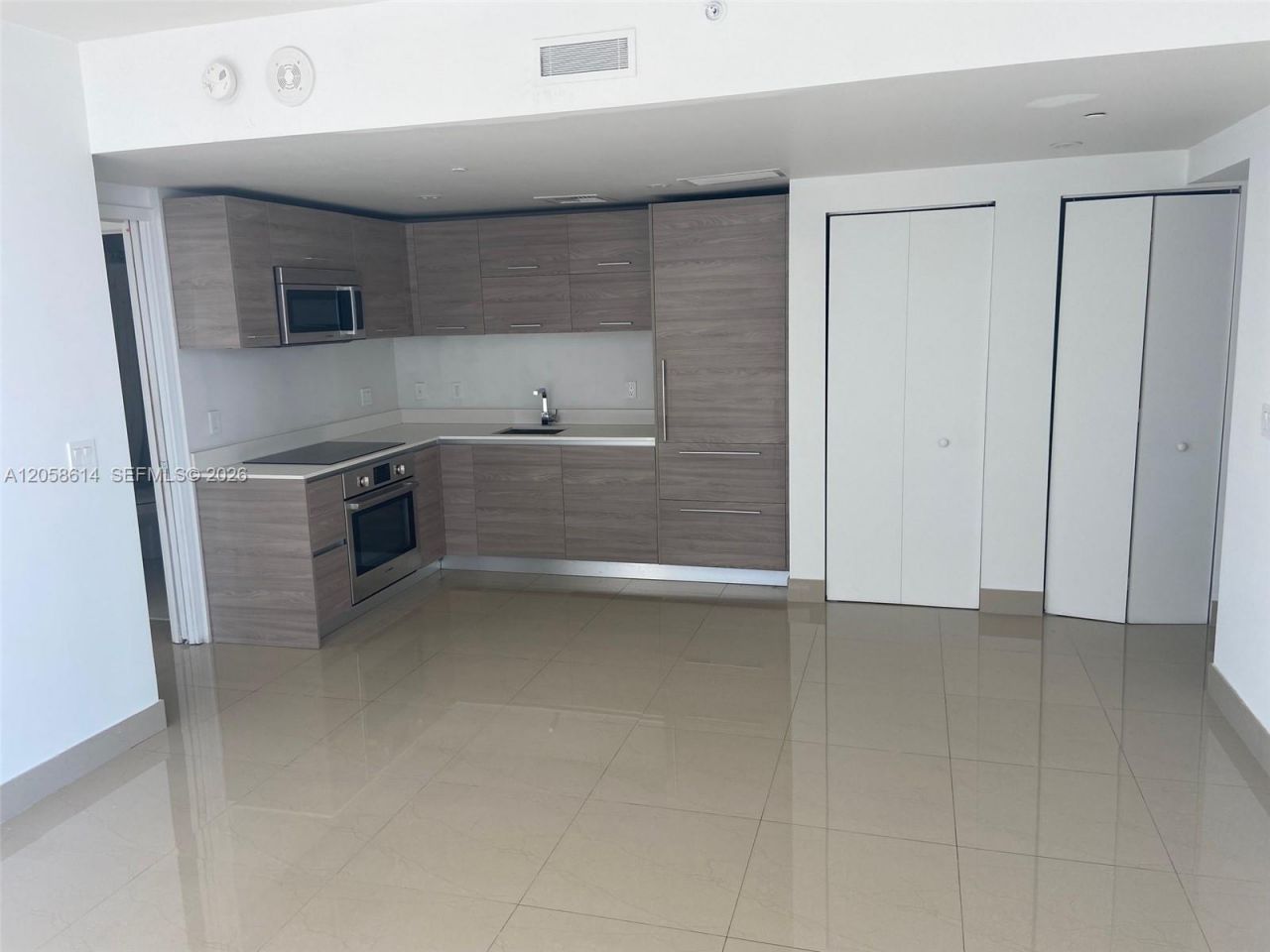 1300 S Miami Ave, Unit 2207, Miami, FL 33130 Photo