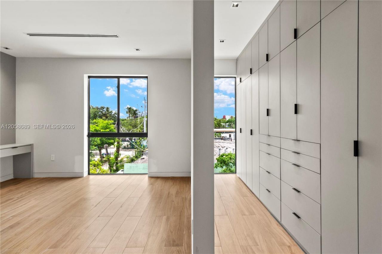 420 NE 62nd St , Unit B, Miami, FL 33138 Photo