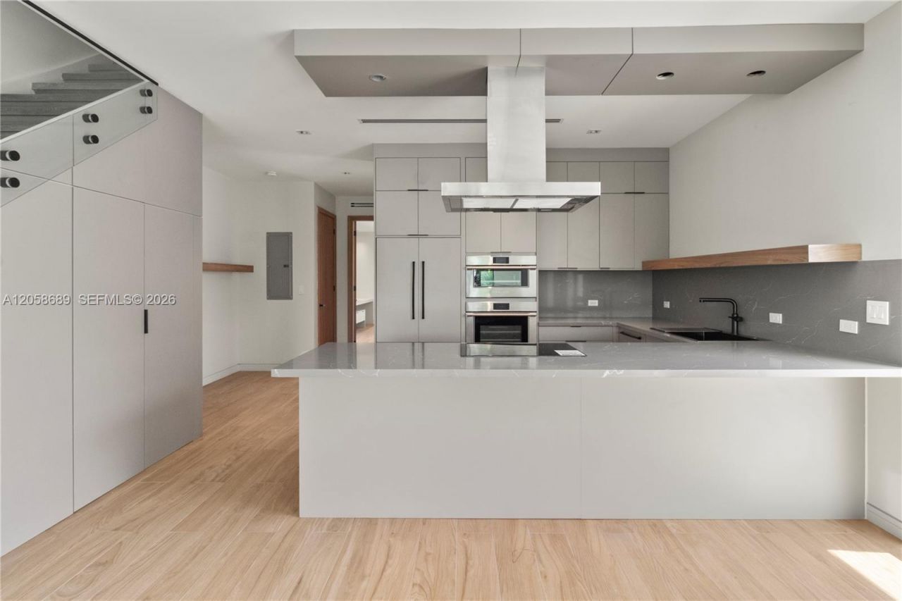 420 NE 62nd St , Unit B, Miami, FL 33138 Photo