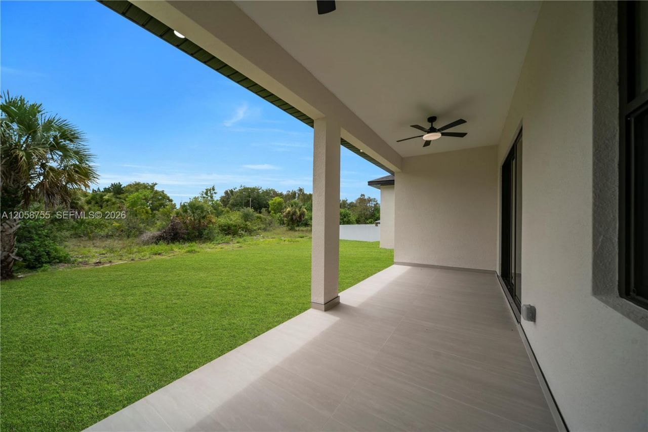 731 La Plata Ave, Lehigh Acres, FL 33974 Photo