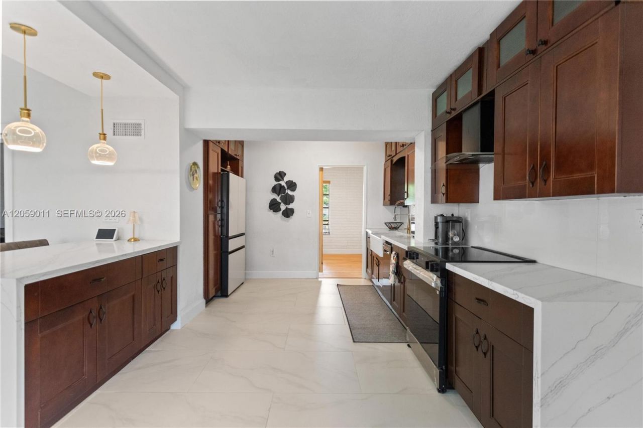 72 Palmetto Dr, Miami Springs, FL 33166 Photo