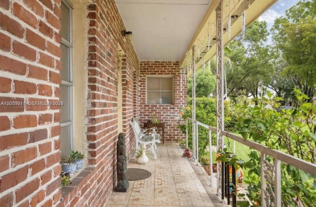 72 Palmetto Dr, Miami Springs, FL 33166 Photo