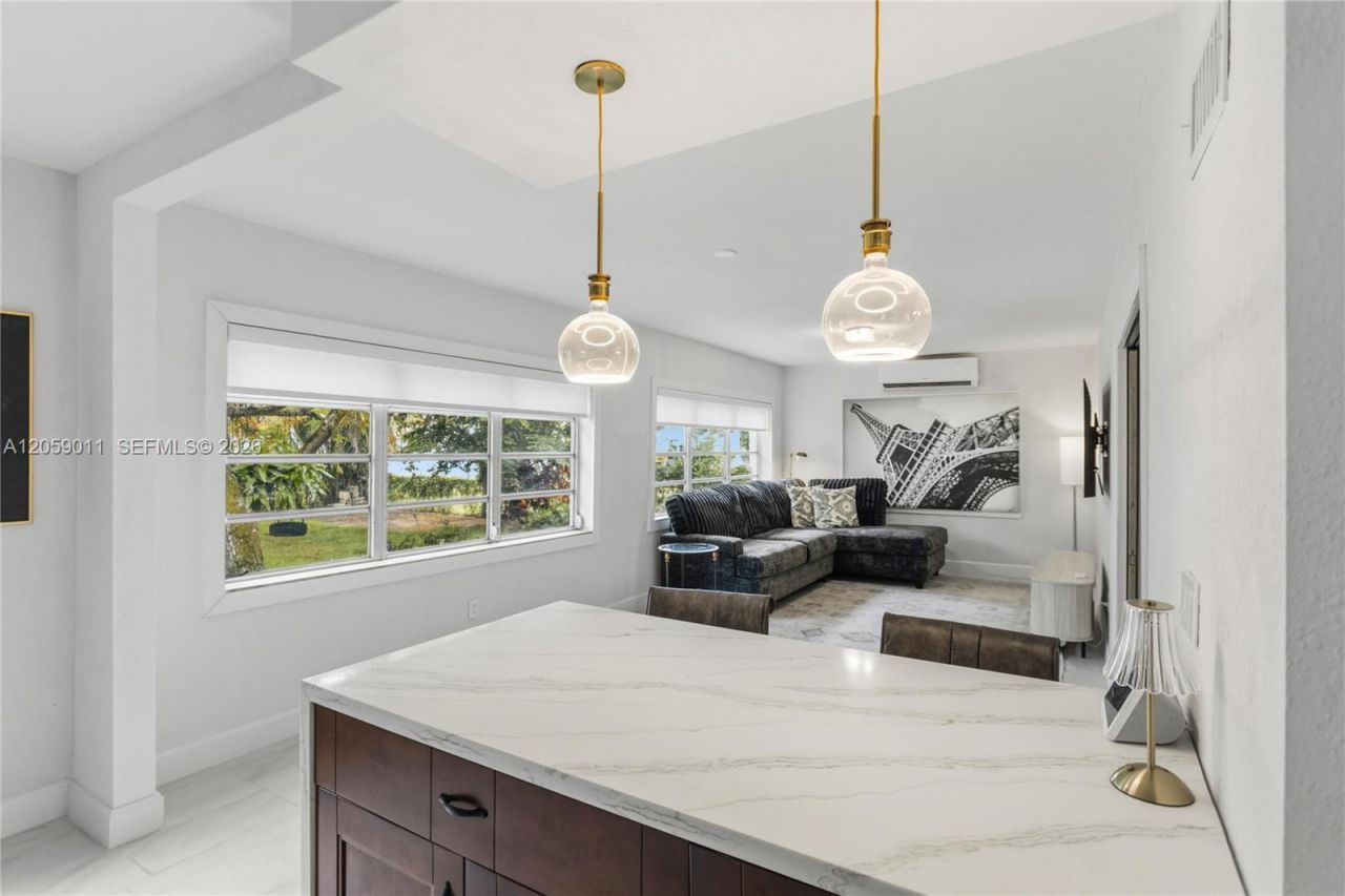 72 Palmetto Dr, Miami Springs, FL 33166 Photo