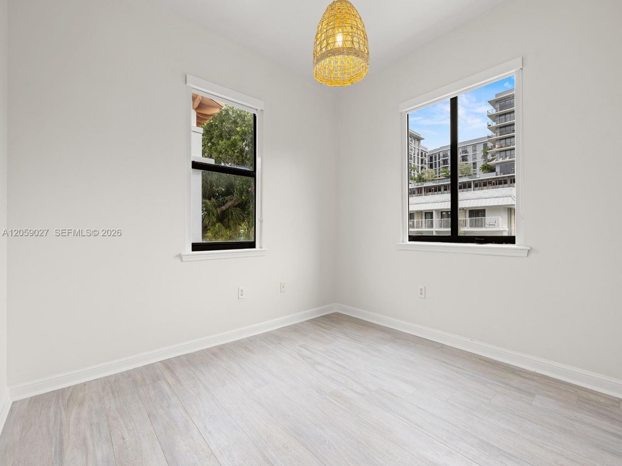 5864 SW 74th Ter, Unit G, South Miami, FL 33143 Photo