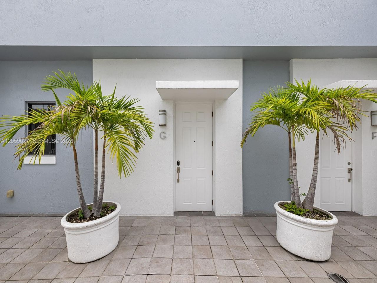 5864 SW 74th Ter, Unit G, South Miami, FL 33143 Photo