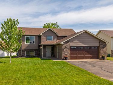 1805 6th Street N, Sartell, MN 56377