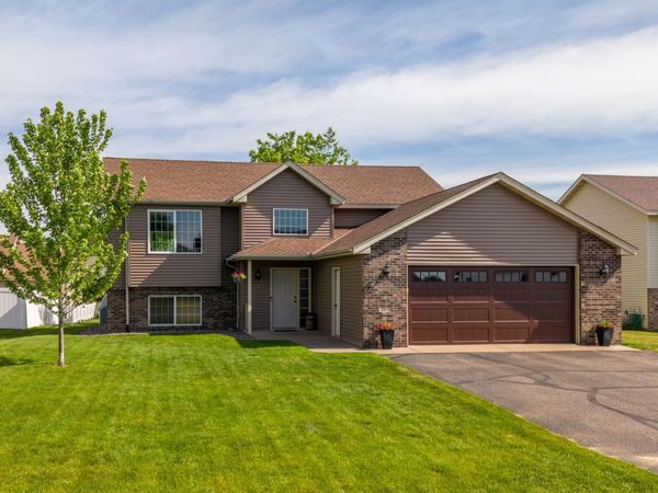 1805 6th Street N, Sartell, MN 56377