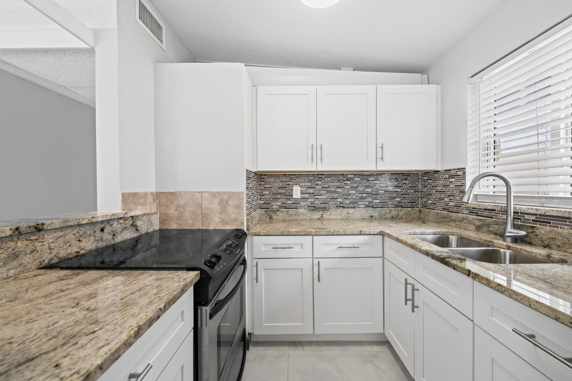 4565 Poinciana Street, Unit 1-2, Lauderdale by the Sea, FL 33308 Photo