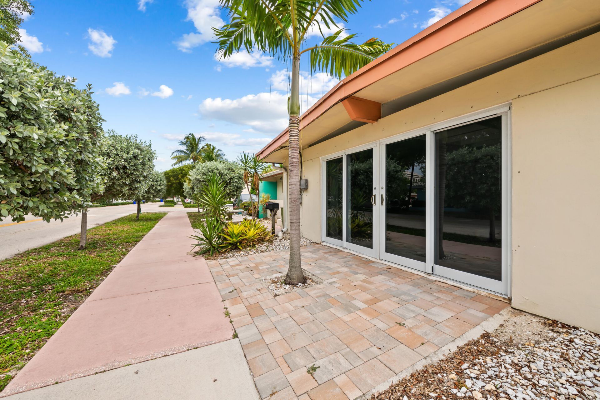 4565 Poinciana Street, Unit 1-2, Lauderdale by the Sea, FL 33308 Photo