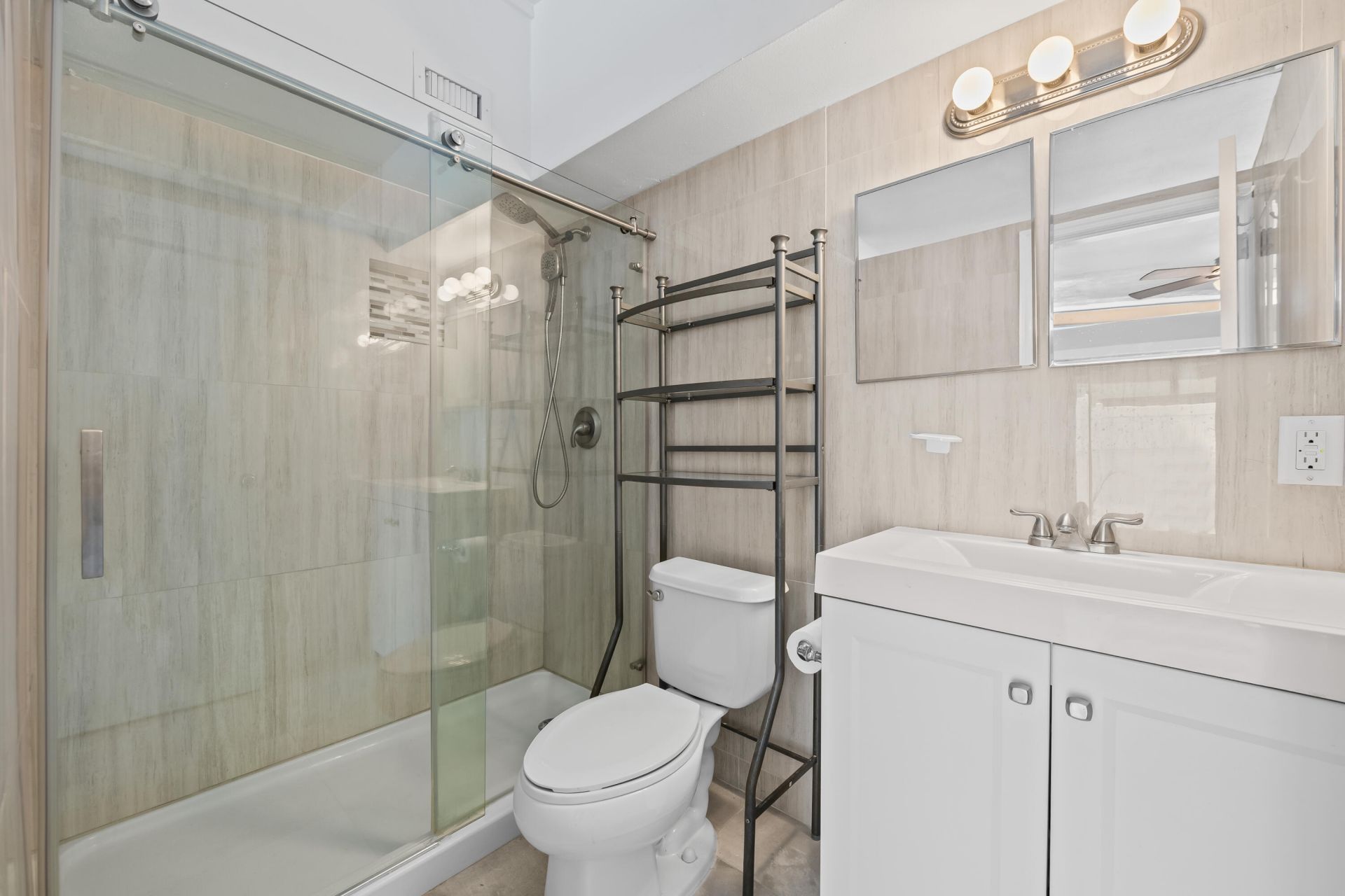4565 Poinciana Street, Unit 1-2, Lauderdale by the Sea, FL 33308 Photo