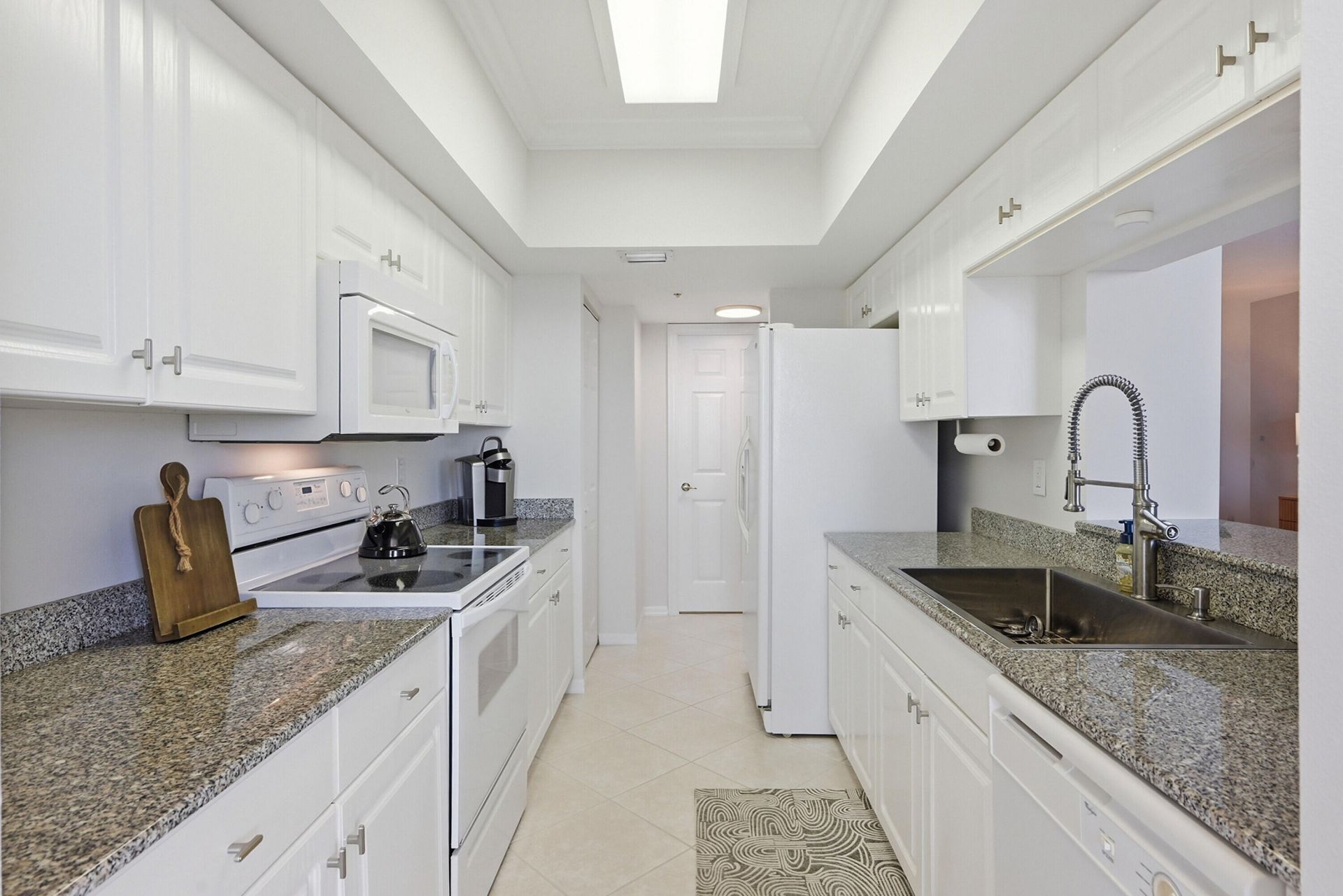 2880 NE 14th Street Causeway, Unit 804, Pompano Beach, FL 33062 Photo