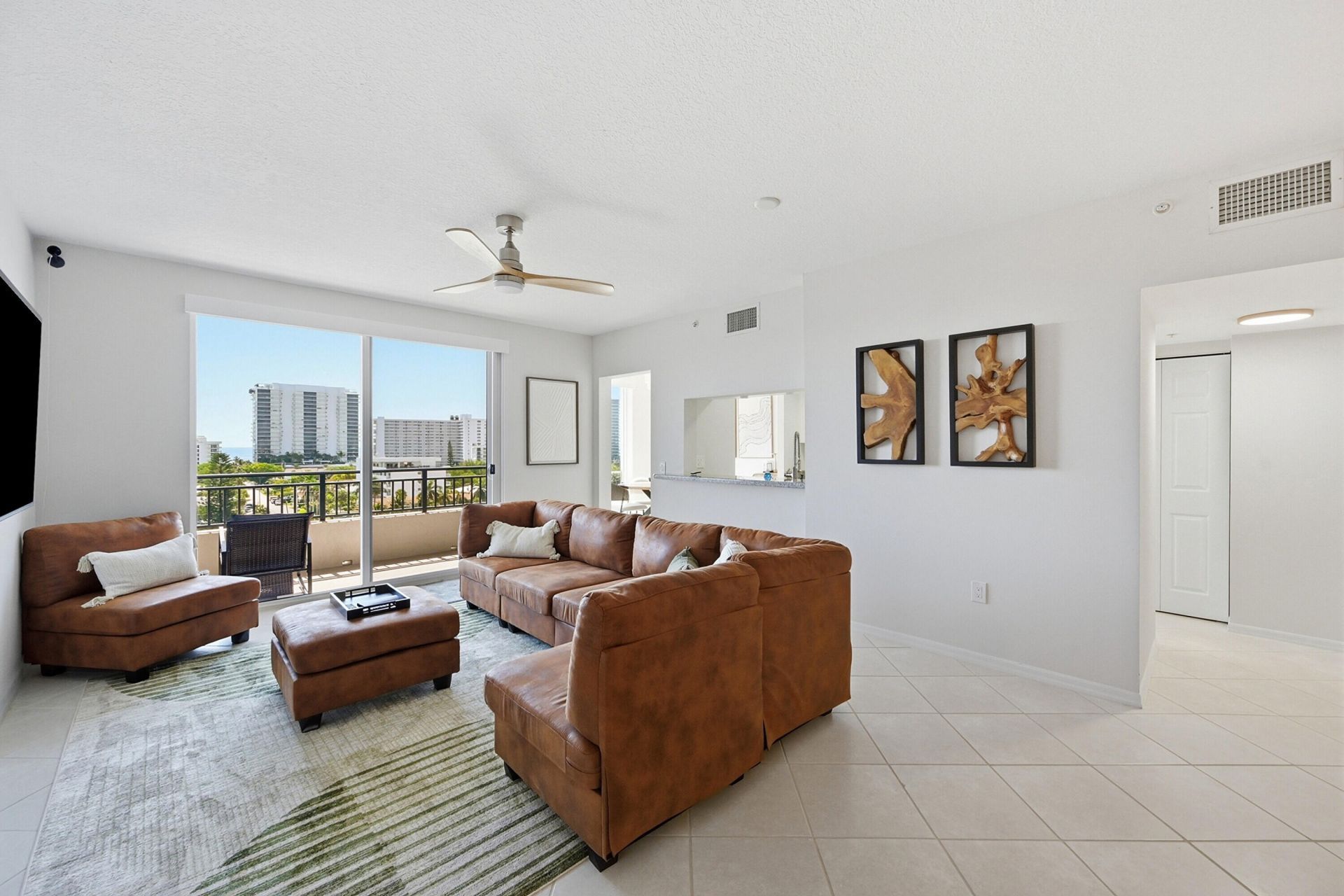 2880 NE 14th Street Causeway, Unit 804, Pompano Beach, FL 33062 Photo