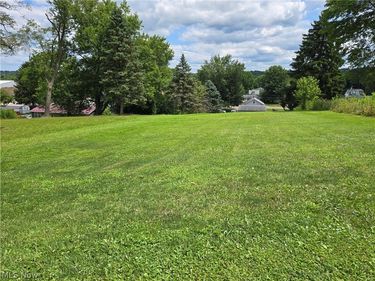 4634 Hillport Drive SW, Canton, OH 44706