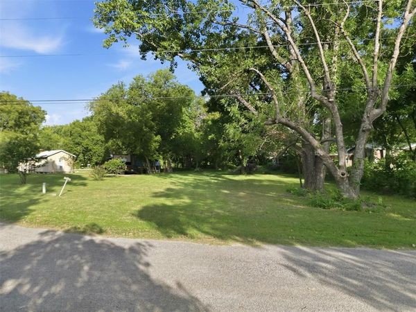 5410 Wyoming Court , Granbury, TX 76048