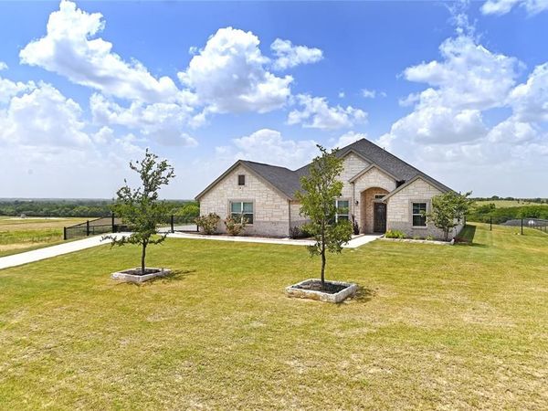 7409 Autumn Grove Lane, Ponder, TX 76259