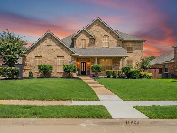 1026 Brentwood Drive, Murphy, TX 75094