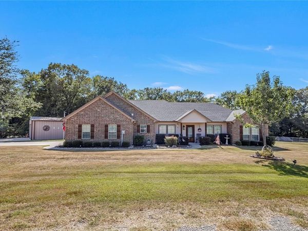 530 Rs County Road 4269 , Emory, TX 75440