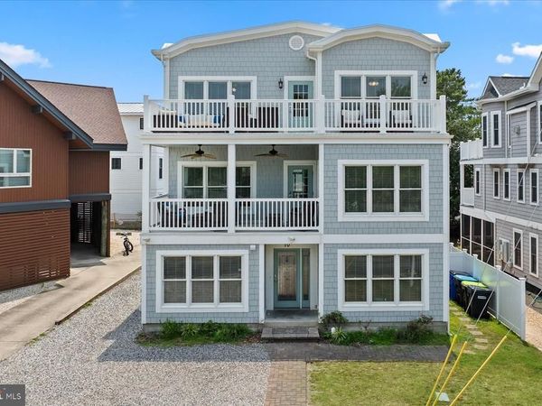 10 CHICAGO STREET, DEWEY BEACH, DE 19971