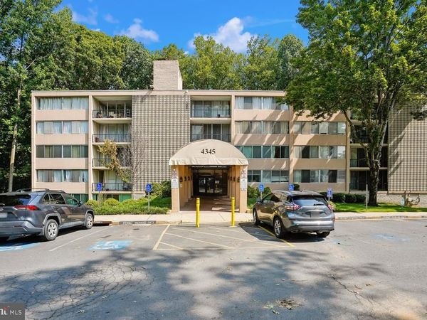 4345 IVYMOUNT COURT, Unit 22, ANNANDALE, VA 22003