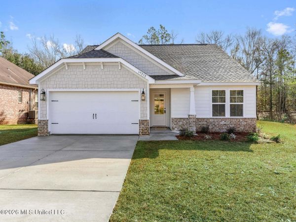 13529 Garland Road, Ocean Springs, MS 39564