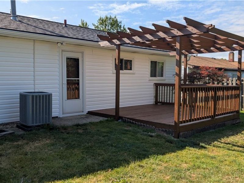6182 Randolph Road, Bedford Heights, OH 44146 Photo 10