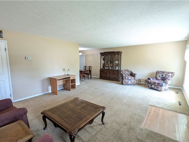 6182 Randolph Road, Bedford Heights, OH 44146 Photo 13