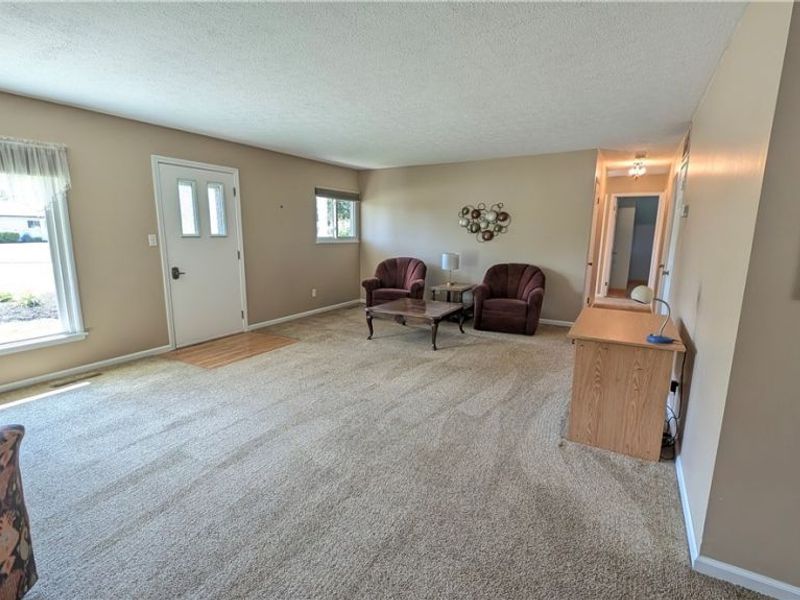6182 Randolph Road, Bedford Heights, OH 44146 Photo 15