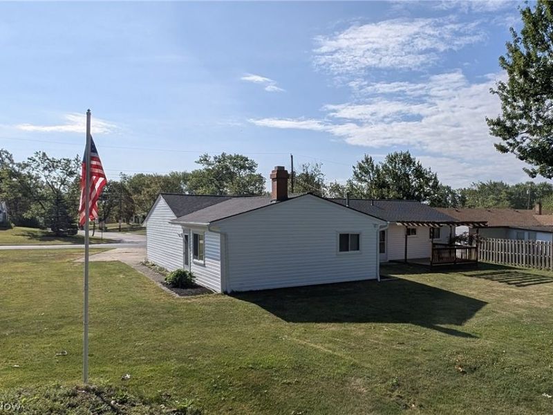 6182 Randolph Road, Bedford Heights, OH 44146 Photo 6