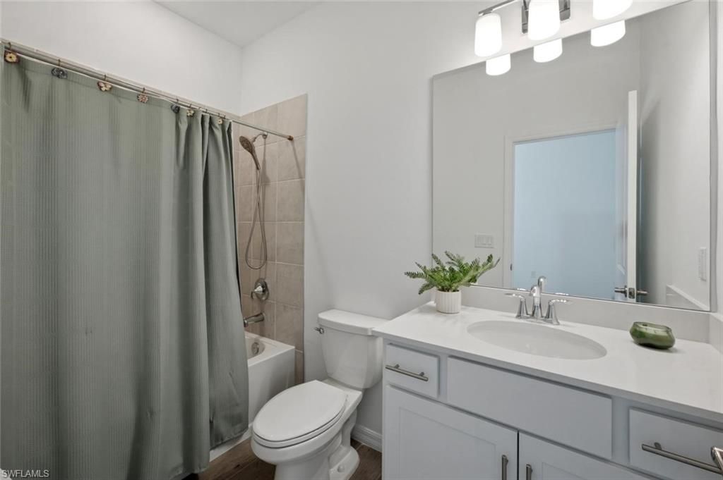 2294 Avocado Ln, Naples, FL 34120 Photo