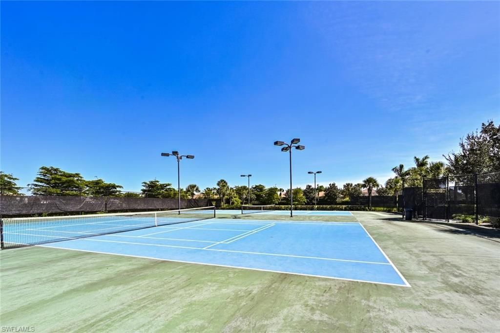 2294 Avocado Ln, Naples, FL 34120 Photo