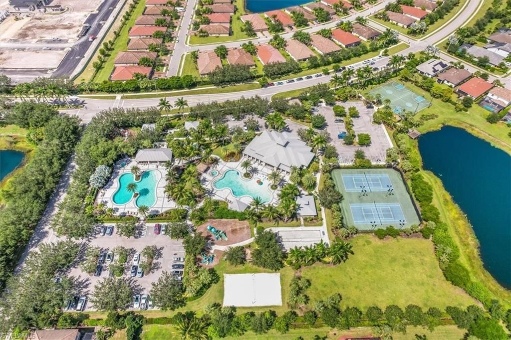 2294 Avocado Ln, Naples, FL 34120 Photo