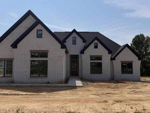 137 Arrowhead Rd, Greenbrier, AR 72058