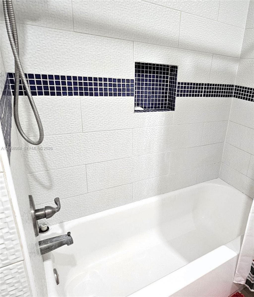 3321 Farragut St, Unit 7H, Hollywood, FL 33021 Photo