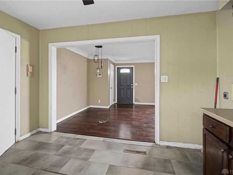 359 Pamela Avenue, Harrison Township, OH 45415 Photo 13