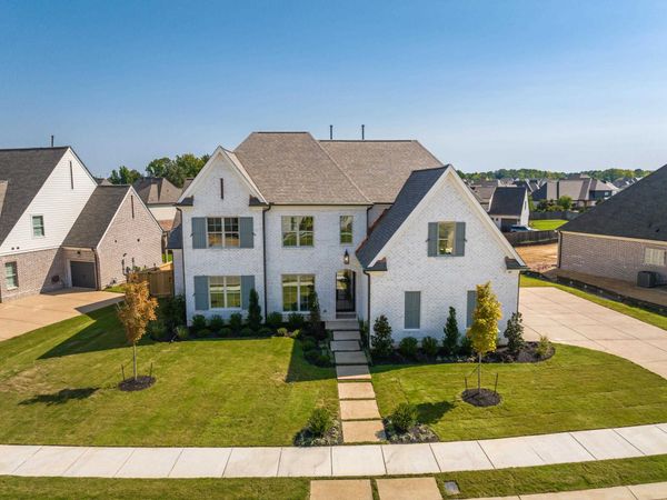 614 CEDAR SHADOWS CIR W, Collierville, TN 38017
